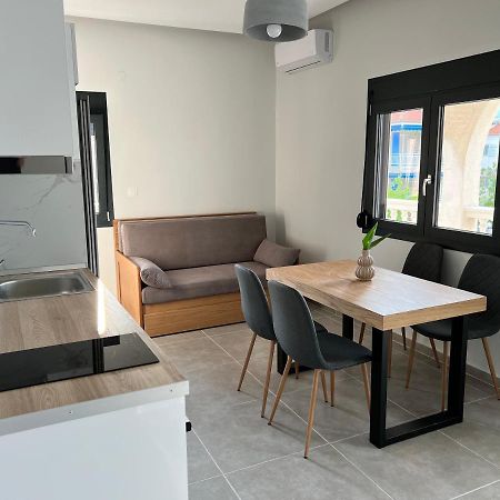Aurora Apartments Vrasná Zewnętrze zdjęcie