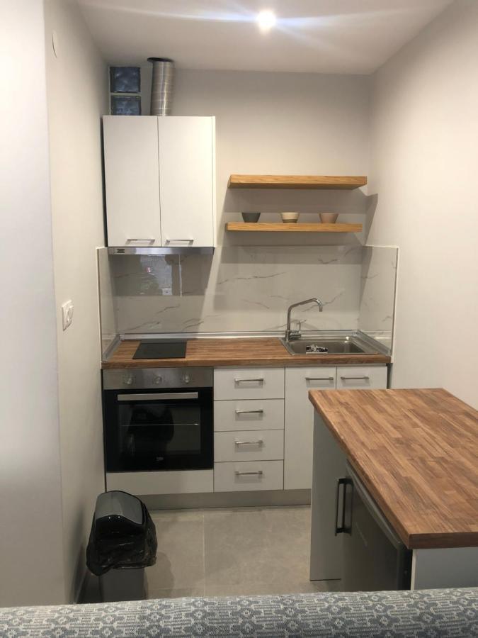 Aurora Apartments Vrasná Zewnętrze zdjęcie